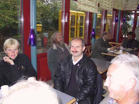 108-0882_IMG