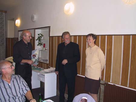 109-0927_IMG