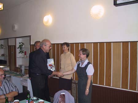 109-0932_IMG