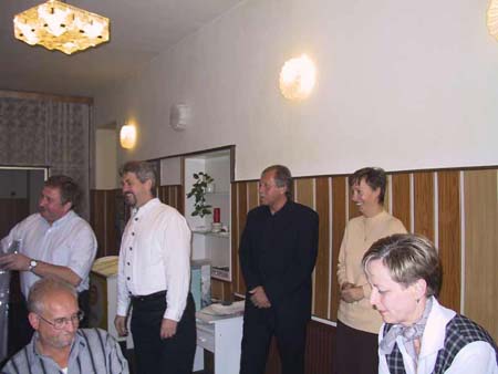 109-0945_img